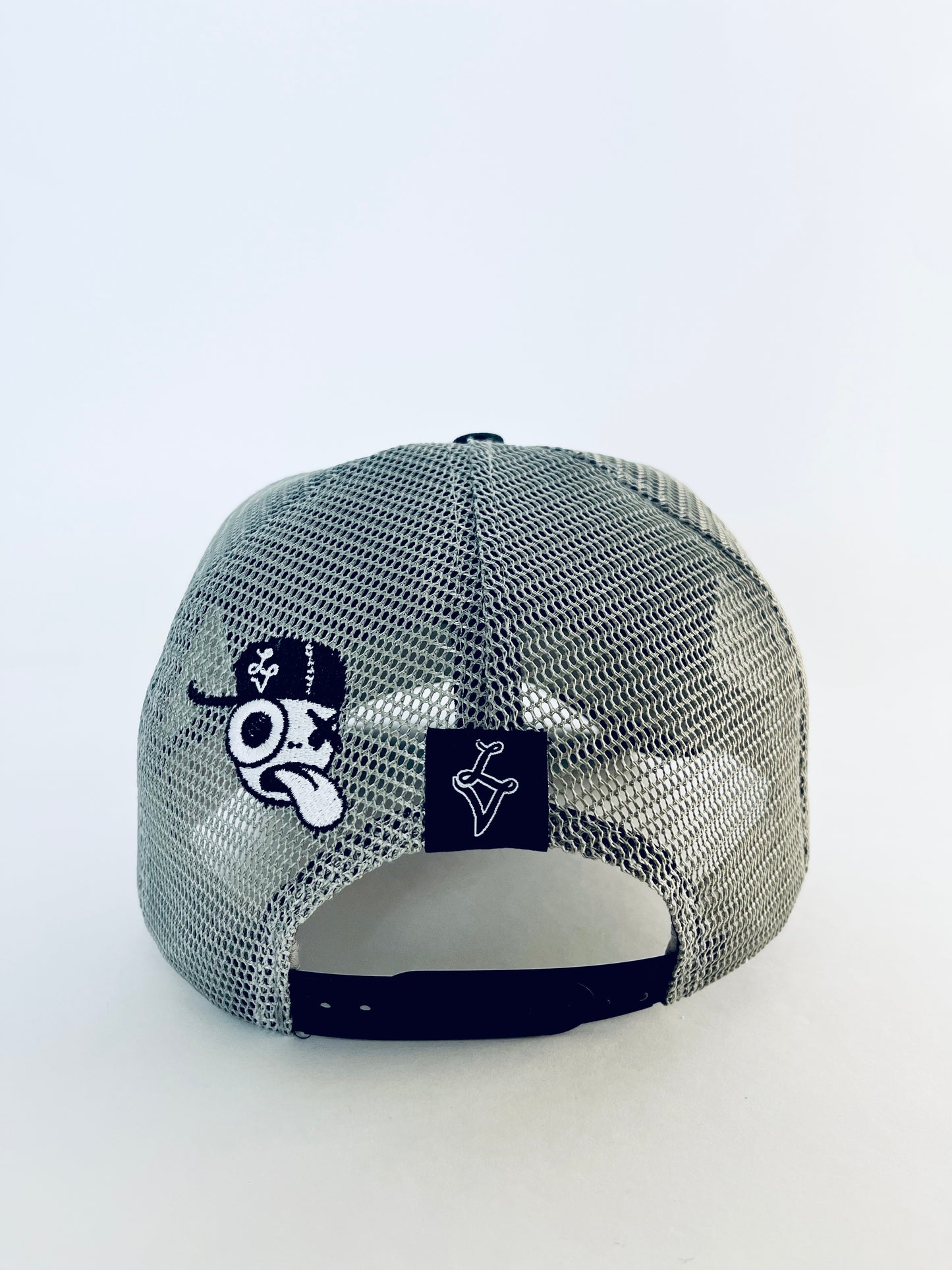 Silver Top Curve Brim Radley Trucker